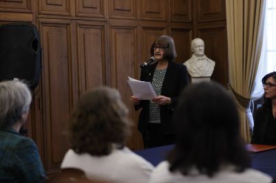  "Este convenio que firmamos hoy profundiza esa decisión y expresa la voluntad de compartir nuestras respectivas responsabilidades con el arte y la cultura", dijo la Rectora Rosa Devés.